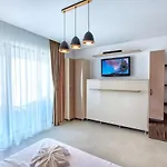 Apartahotel Panoramic Sea On Nord 3*